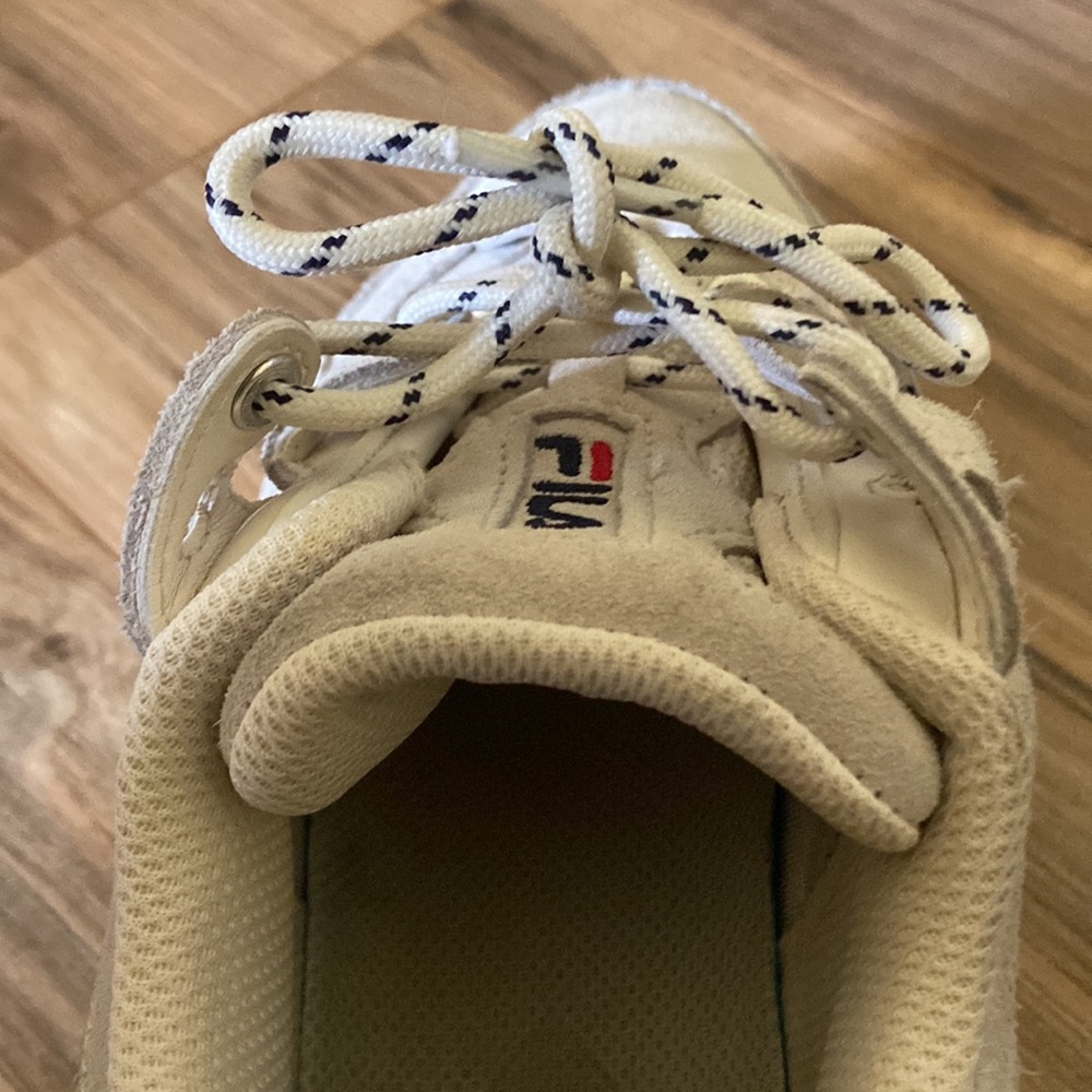 Chunky Fila Sneakers - Picture 8 of 9